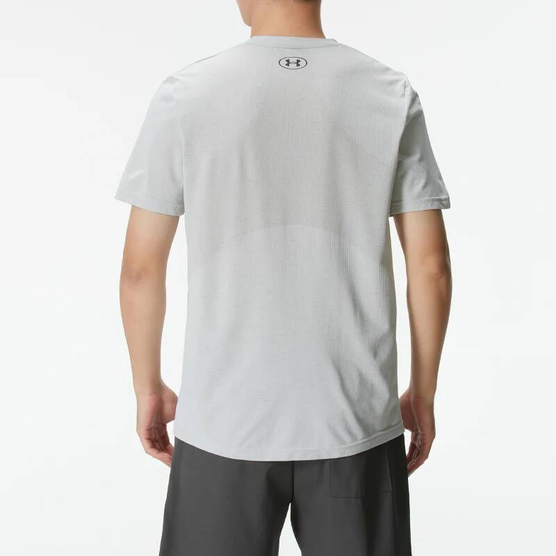 Under Armour Kaus Lengan Pende - Undershirt Crew Neck ulasan dan harga